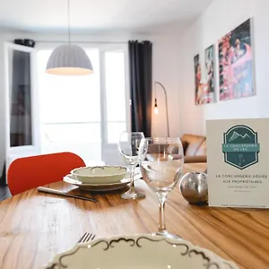Allure - 2 Bedroom With Balcony In The Centre Of Apartment