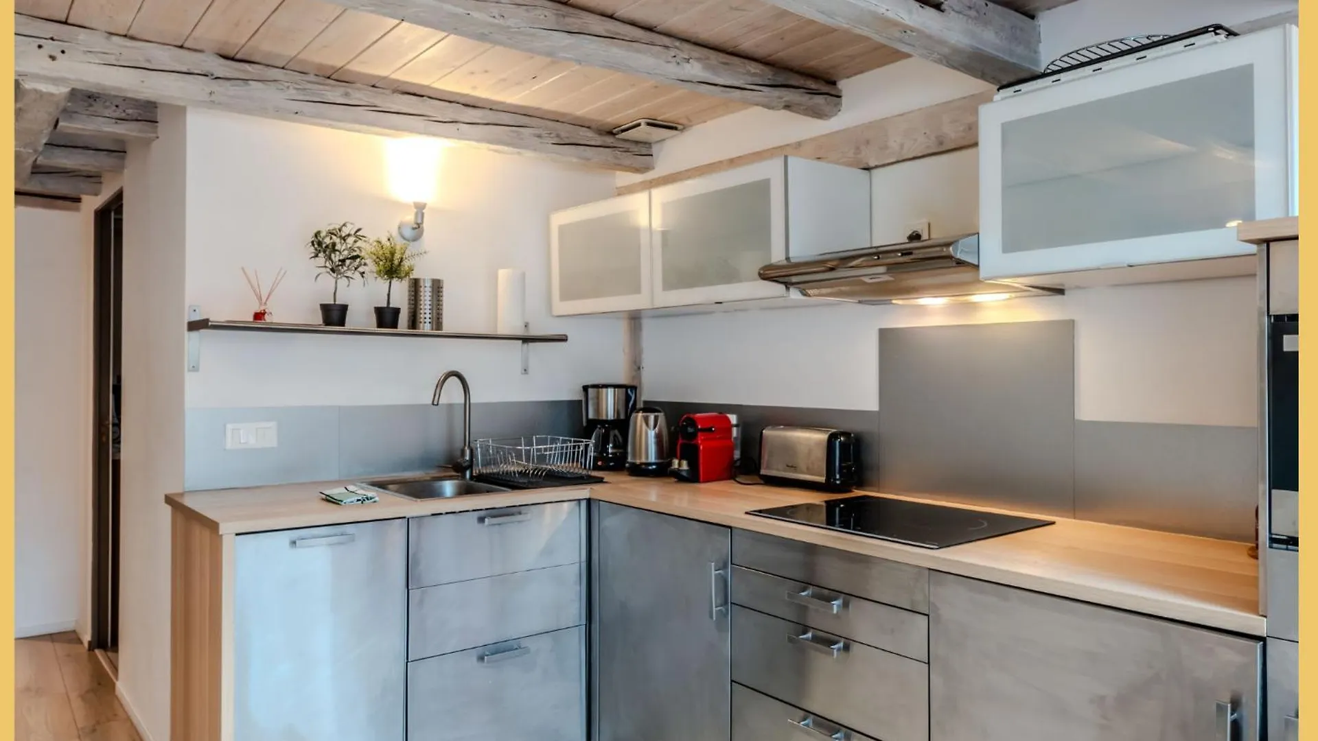 Le Refuge Du Chateau I Annecy Apartman